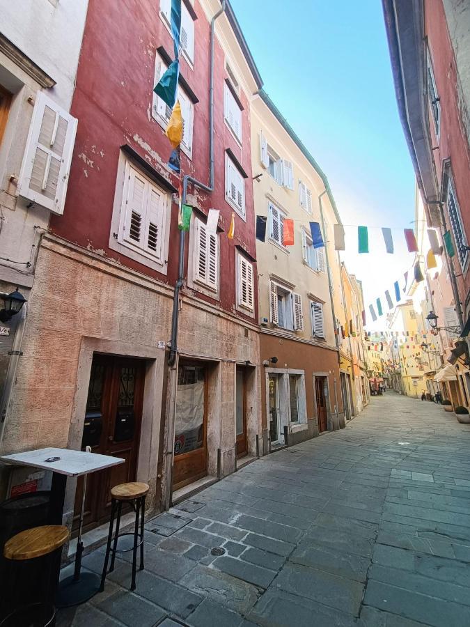La Tana Di Alice Apartment Múggia Екстериор снимка